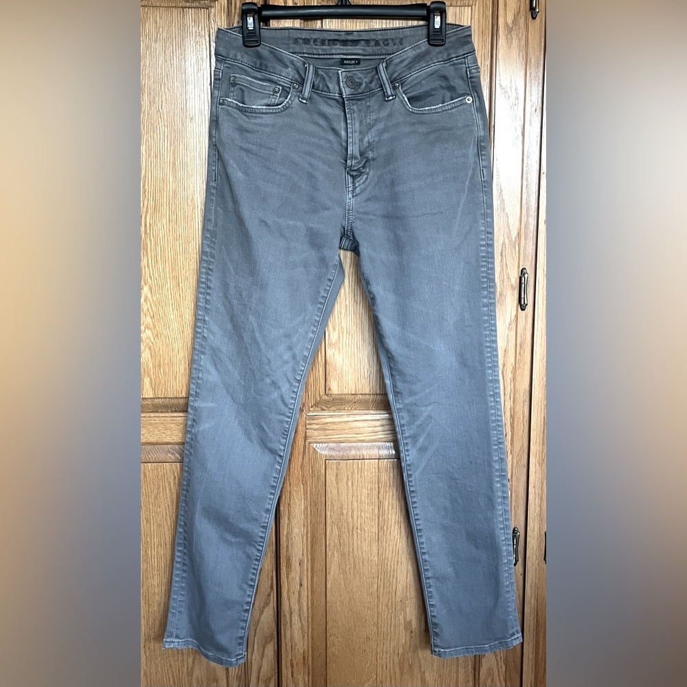 Men’s American Eagle Stretch Gray Jeans.  Size 29 x 30